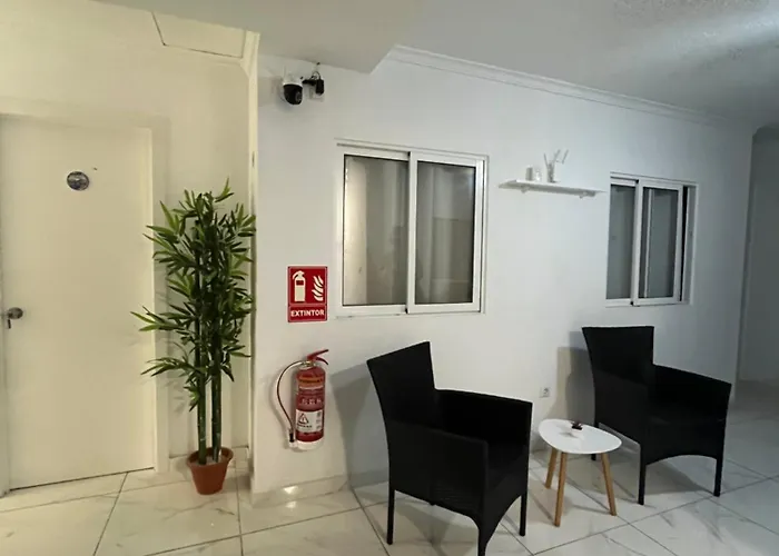 Maison d'hôtes Pensiòn Cerdà 112 *