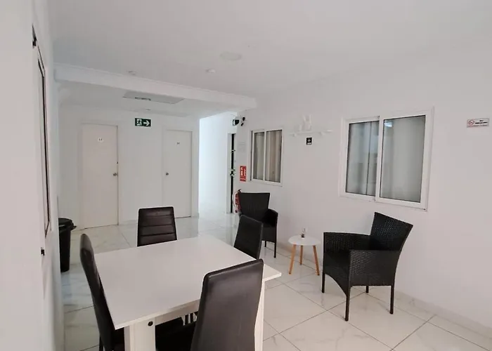 Pensiòn Cerdà 112 *