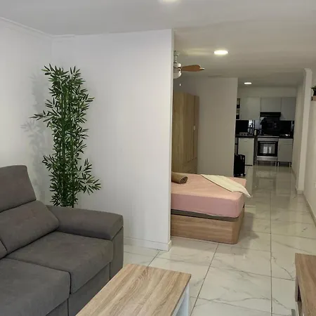 بيت ضيافة Cerda 112 *